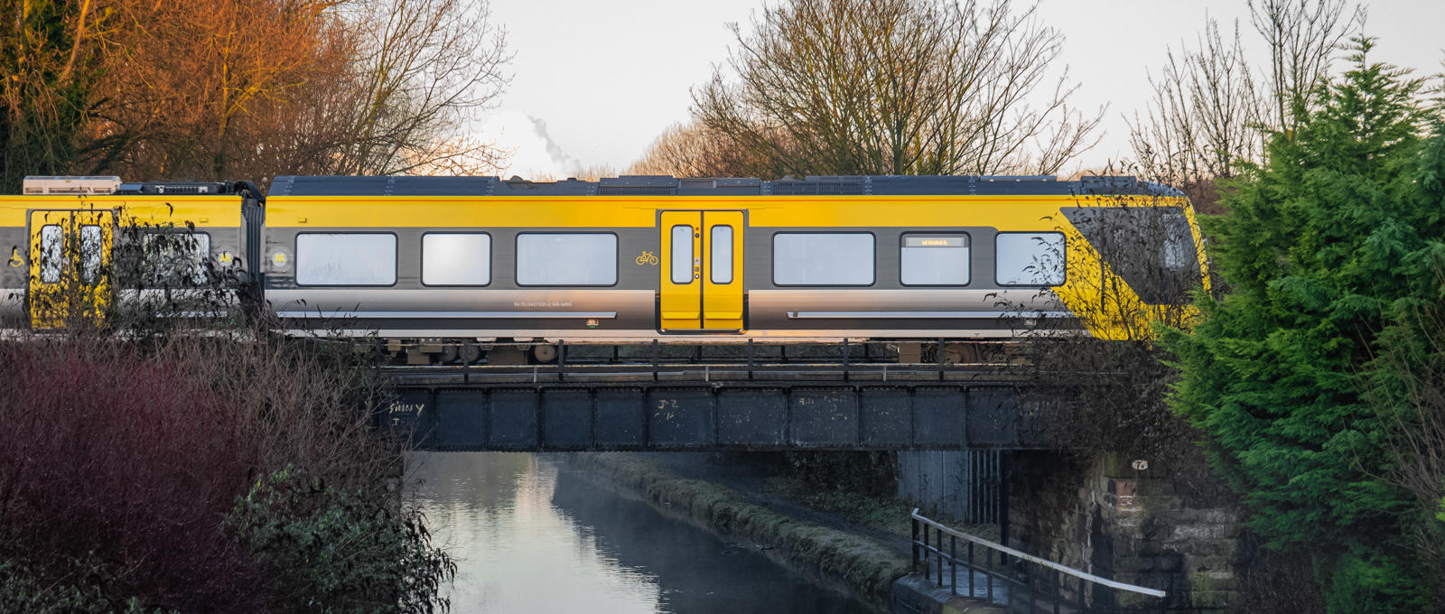 Class 777 on Canal Bridge